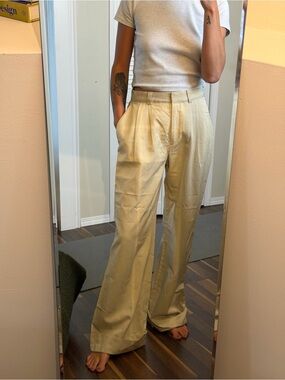 H&M Beige Wide-Leg Pleated Pants